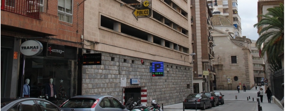 12 aparcamientos a su disposición en la ciudad de Murcia